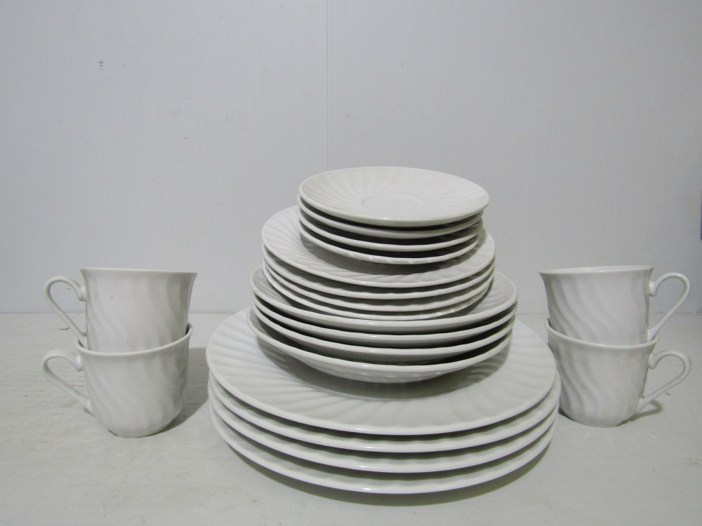 Набор посуды белый 20пр керамика (S423)